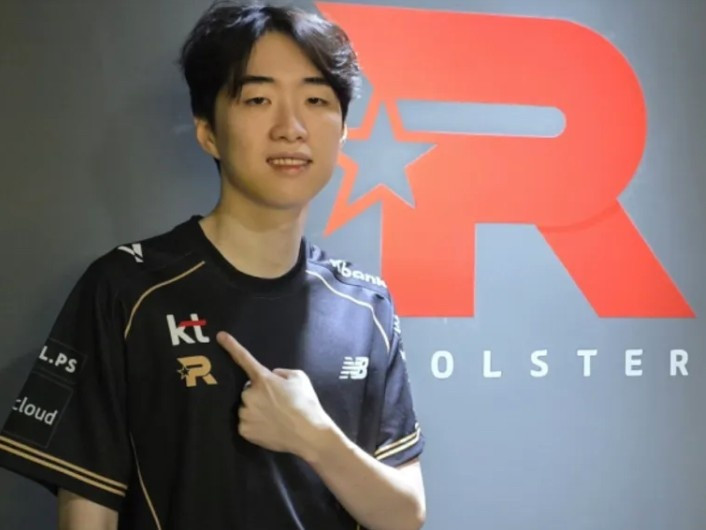 Ghost: 想成为首位在两个位置夺得世界赛冠军的选手