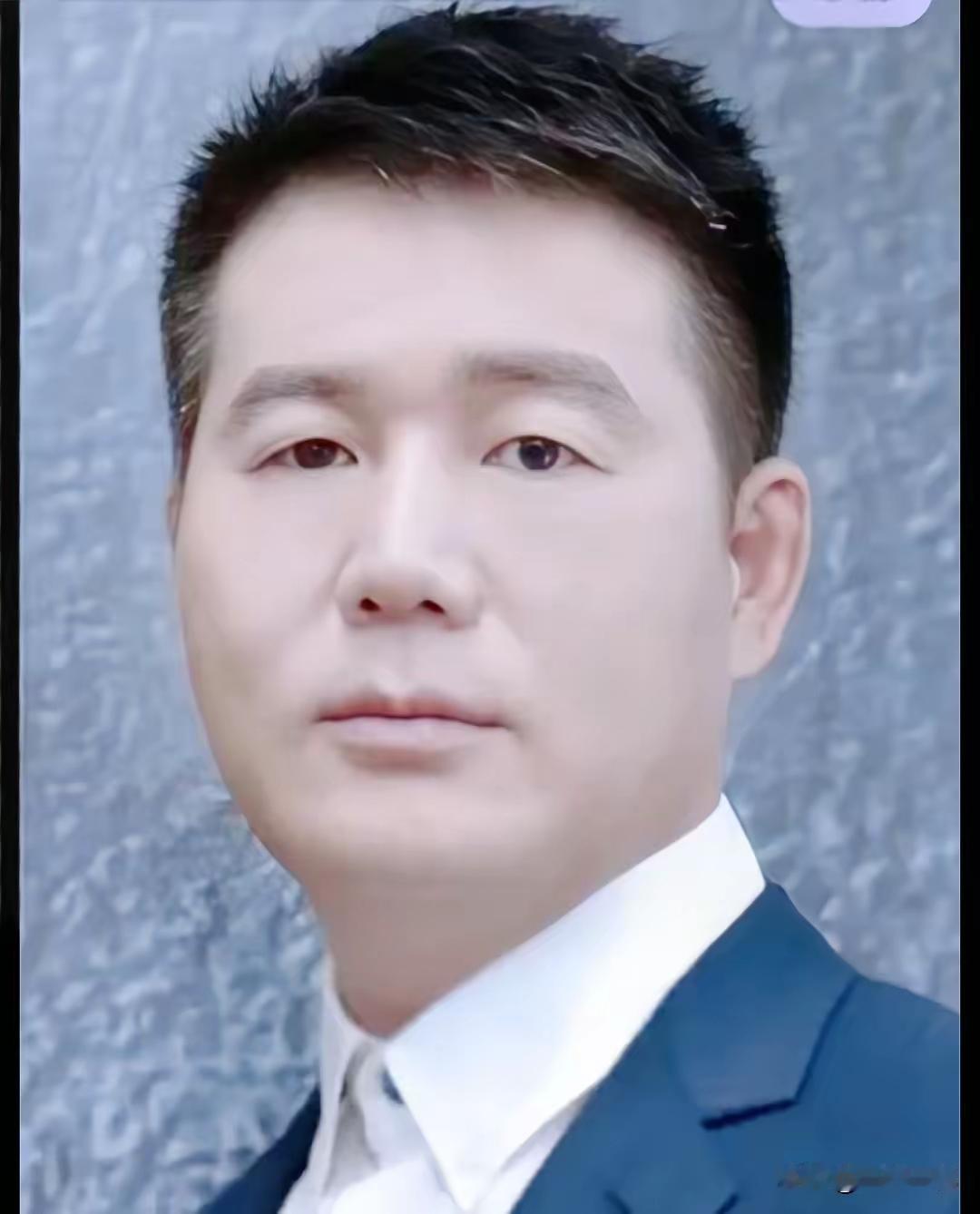 西安理工大的白涛教授，刚过四十，就在新疆戈壁滩上干了件特别厉害的事儿！别人都想着