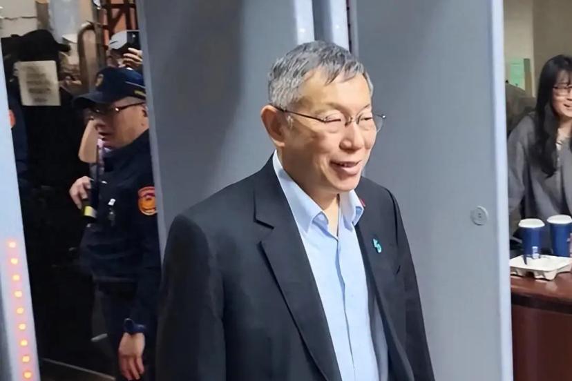 柯文哲一审被判17年！网络投票85%喊不公，蒋万安六字表态意味深长3月26日，