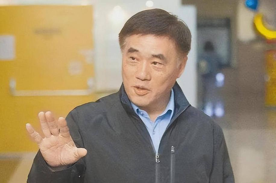 郝龙斌悬了！这波操作太拉胯！郝龙斌原本说不去辩论，没想到舆论一施压就改