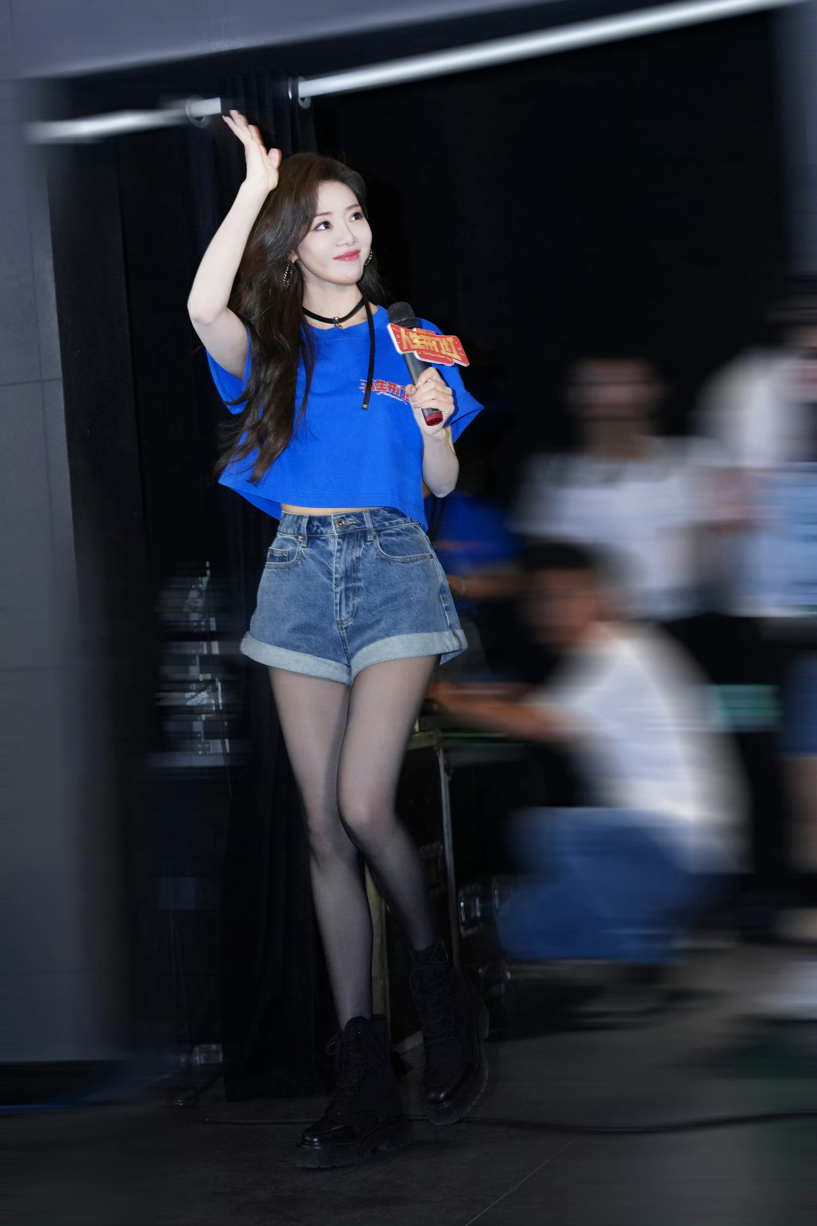 邓家佳🖤电影人生开门红温州路演，黑丝小姨妈🤩​​​