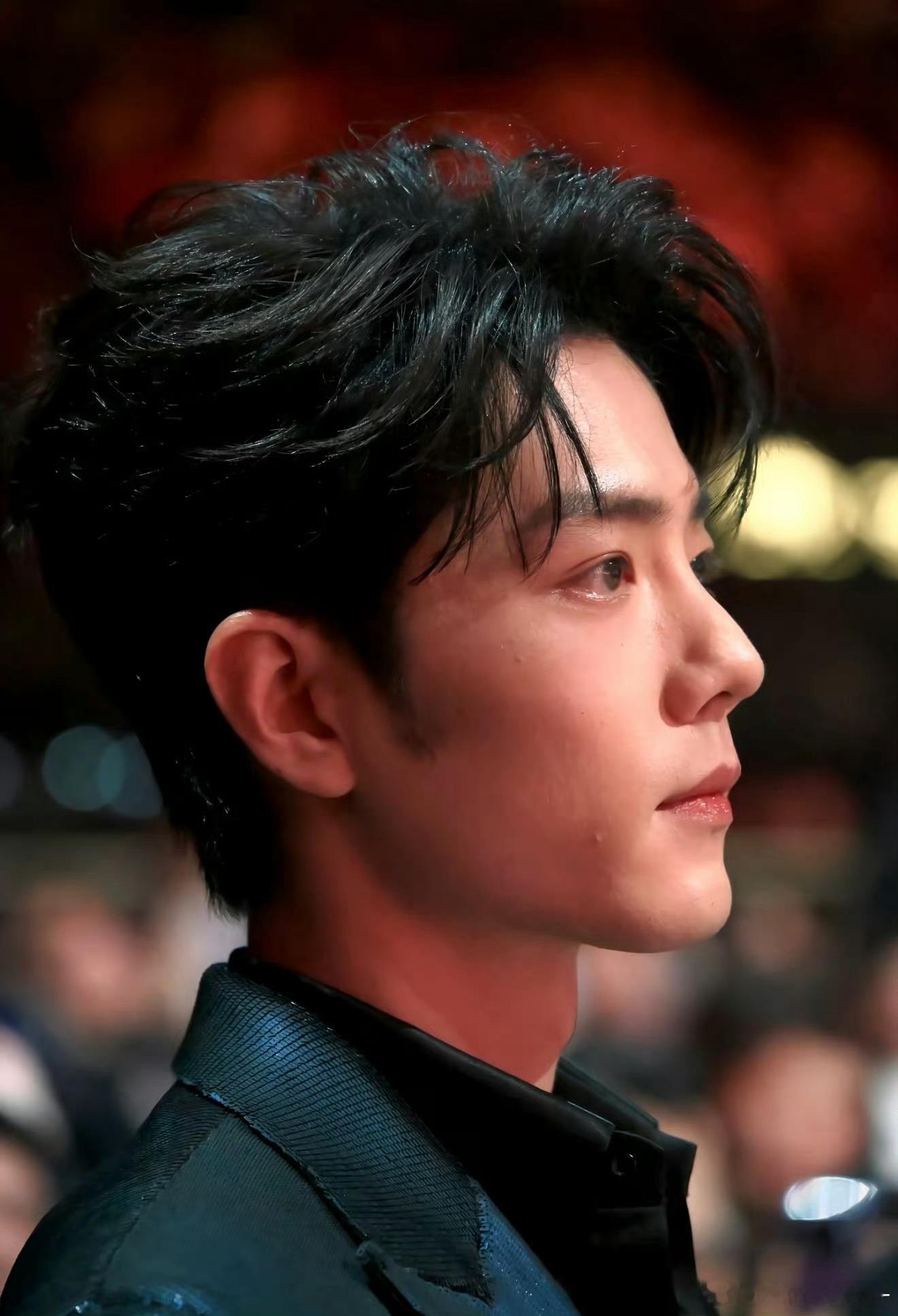 卧槽，，，，肖战简直生图的神！！！