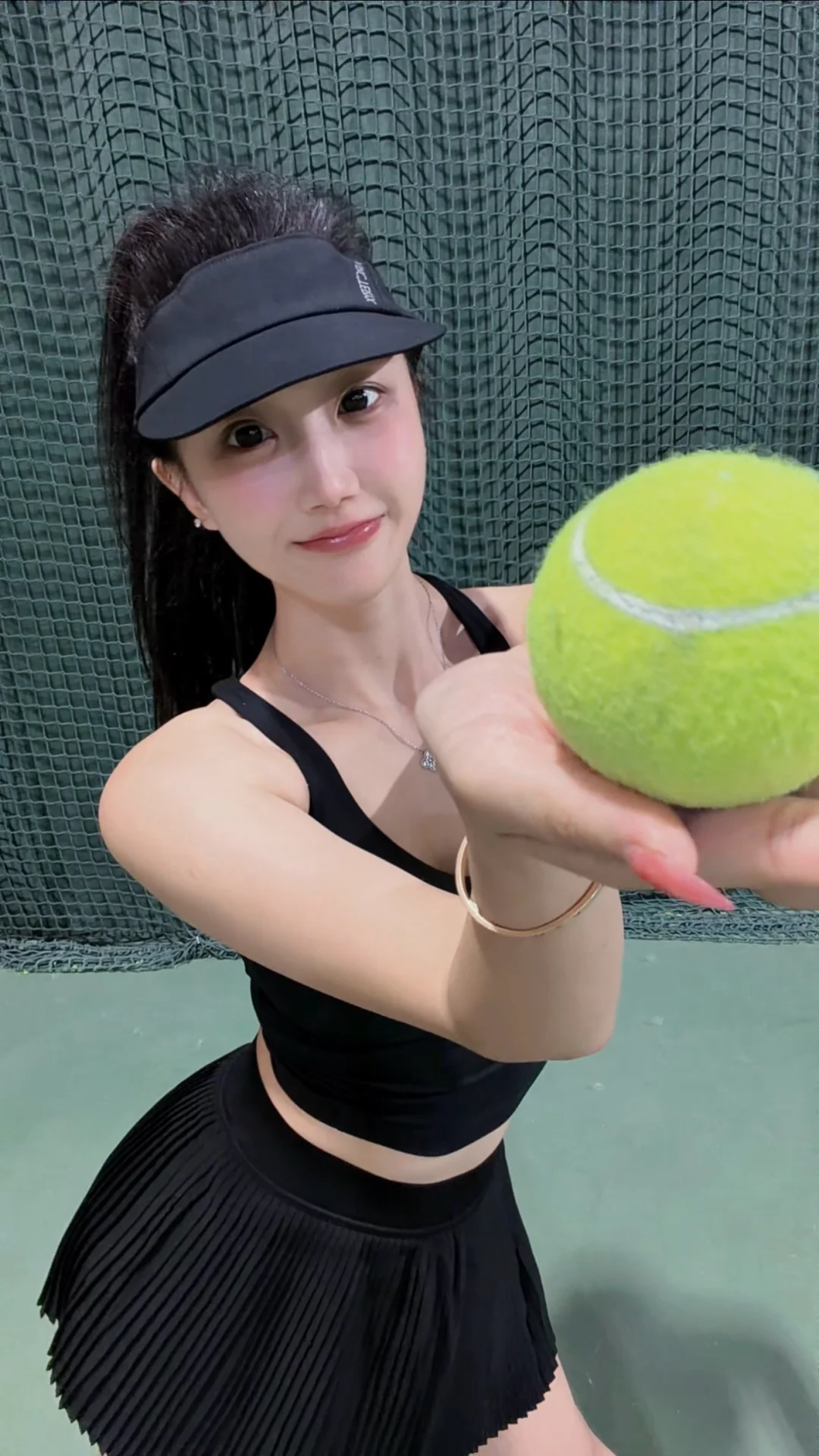 来，打个球🎾