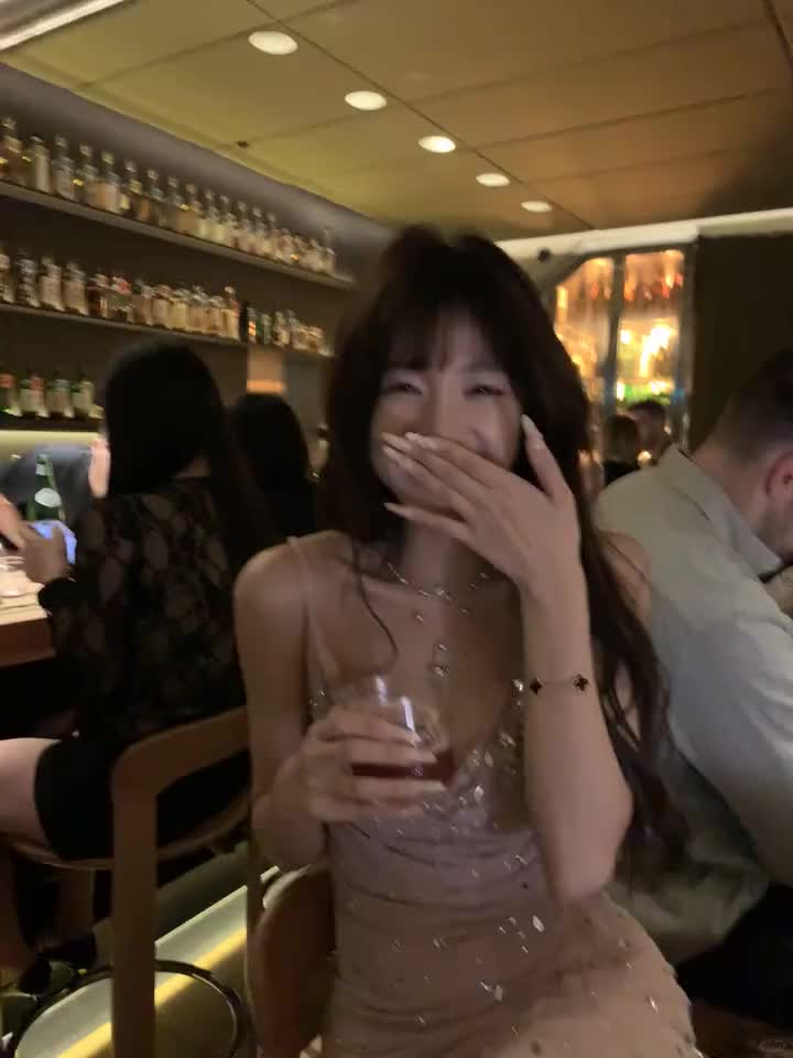 我无名分 我不多嗔 我与你难生恨