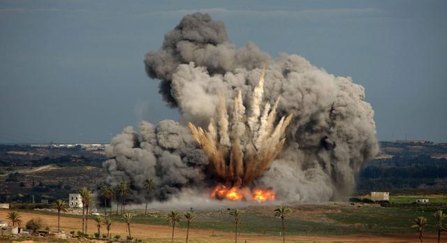 别再幻想战时撤侨能保住家底了，俄乌战场的教训血淋淋地摆在眼前：人走得掉，房子走不