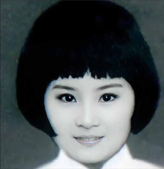 1931年厦门，太阳火辣辣的，刑场上气氛肃杀。一个特别的情形摆在了人们面前。