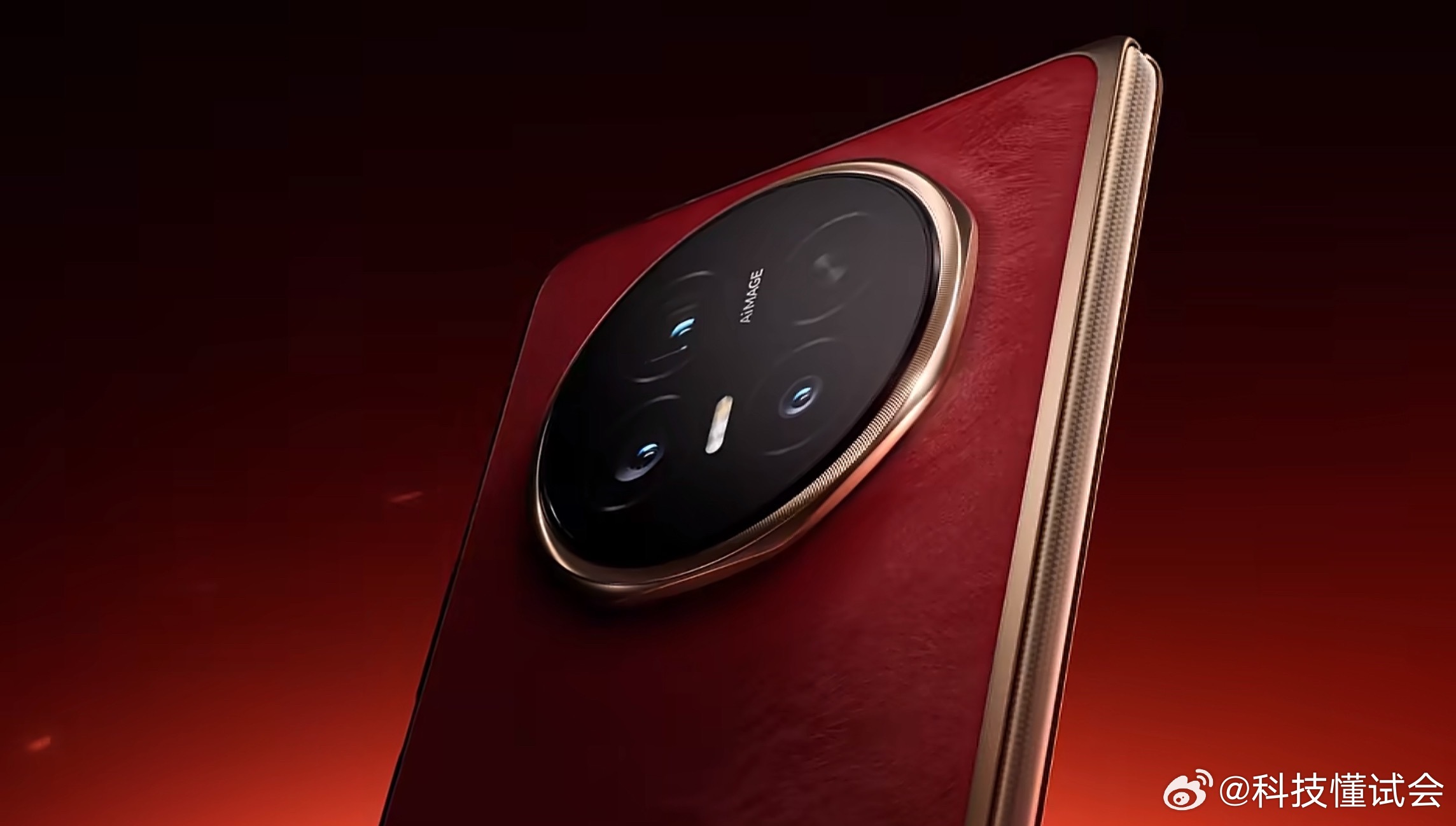 荣耀MagicV6搭载的青海湖电池肯定又有新的突破，在轻薄基础上，续航能力再提