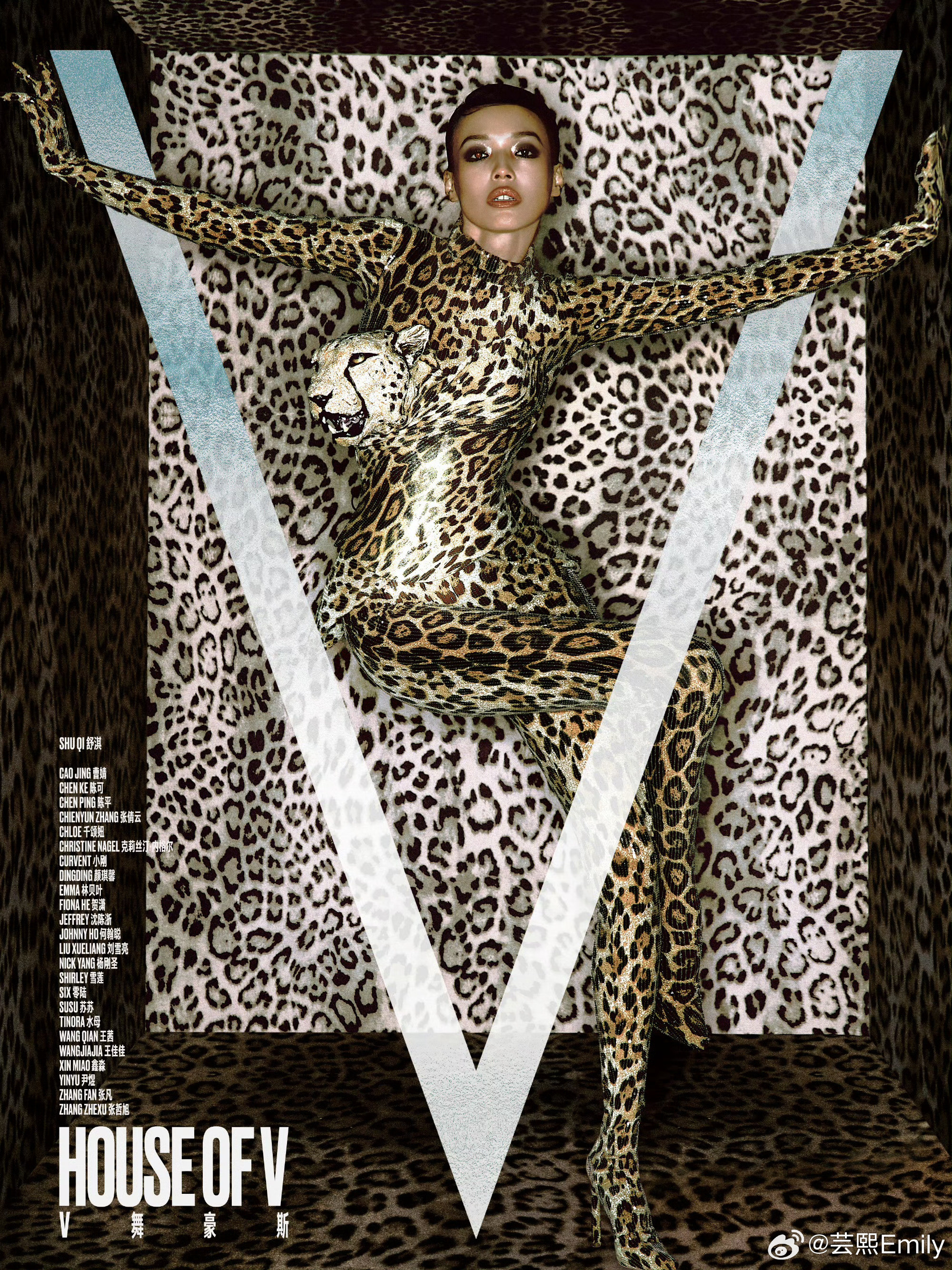 舒淇×V中文版三周年刊封面首次登《V》中文版，便坐镇三周年大刊，一出场即是巅