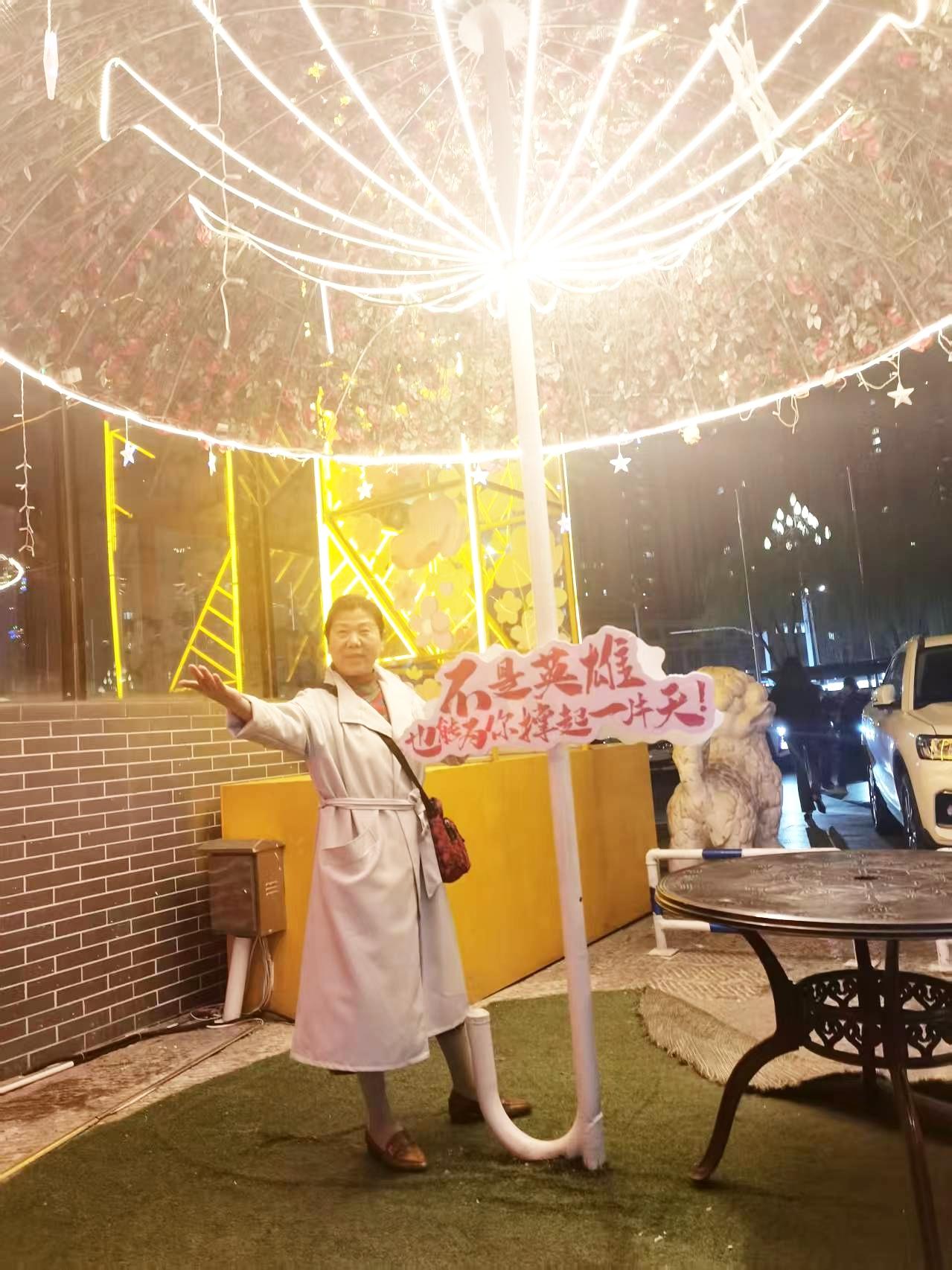 给自己一句话，你会说什么?给自己一句话，你会说什么?或许自己并非十全十美，却拥