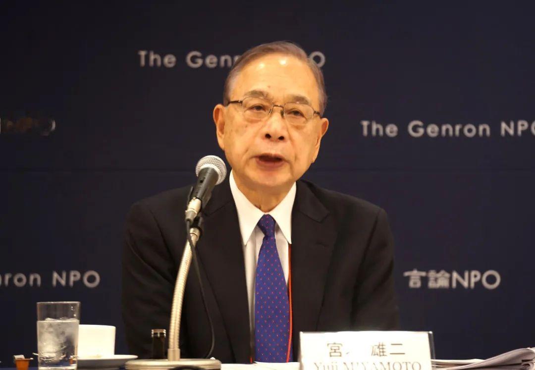 找中国谈，日本前驻华大使喊话。当地时间7月13日，日本前驻华大使宫本雄二在媒体撰