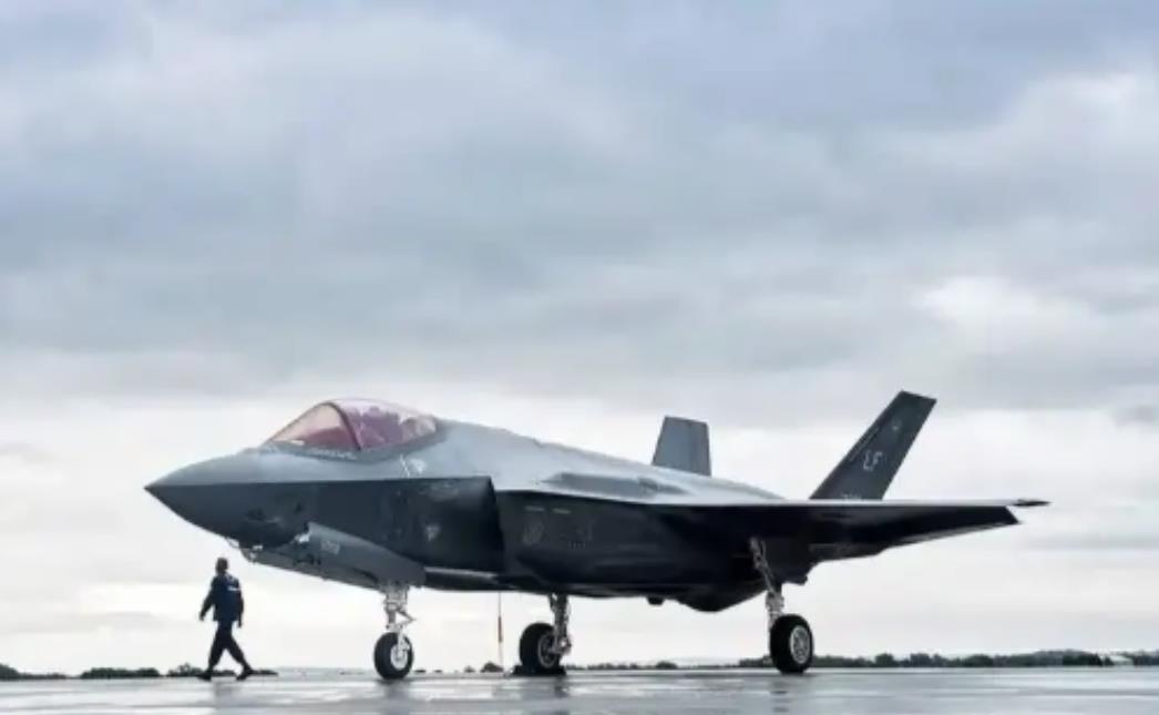 中国武器下一个要实战验证的就是能不能打掉美国的F-35隐身战机，目前来看，最好的