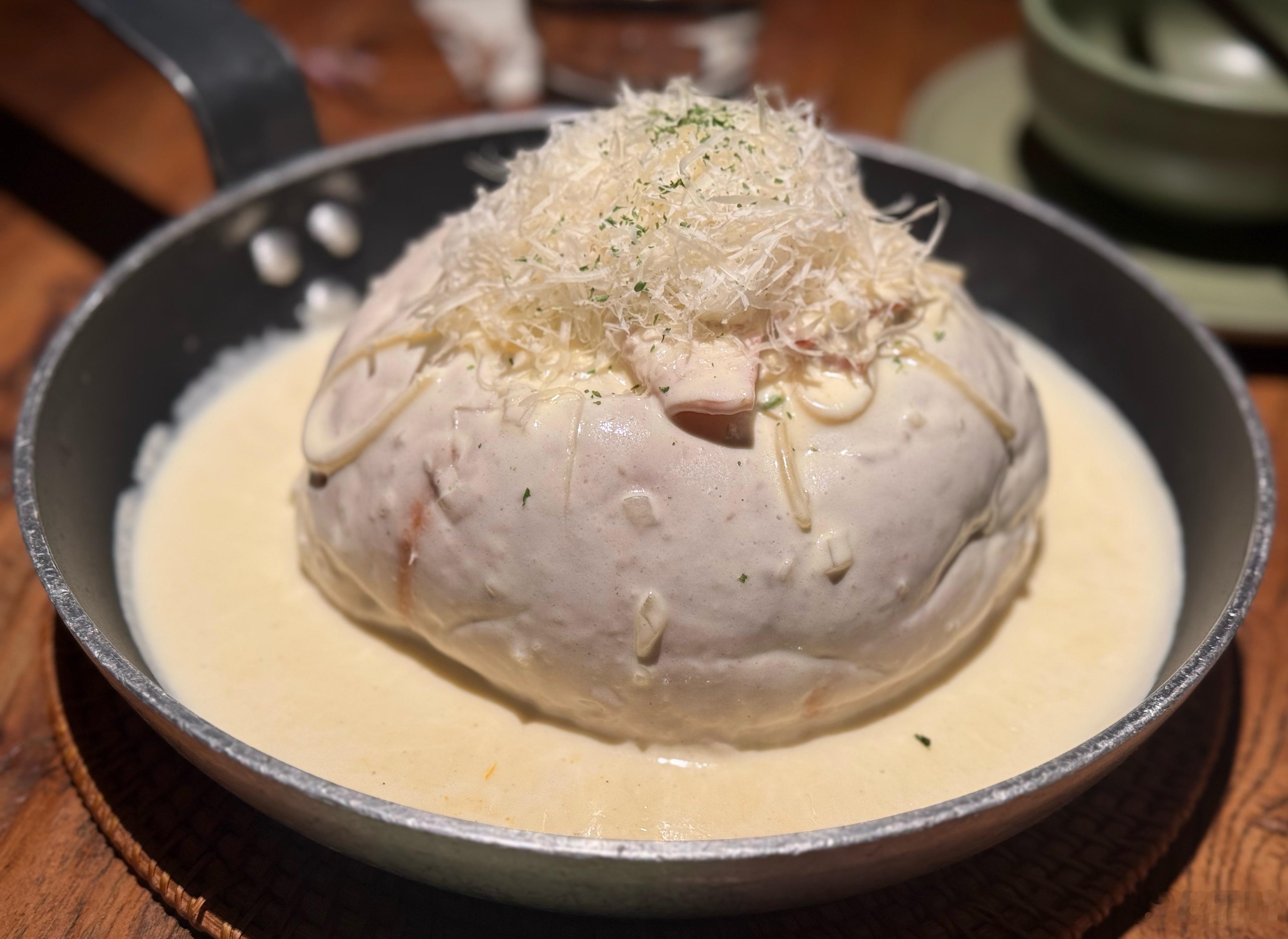 饭搭子点的热量炸弹～好在我有不易胖体质