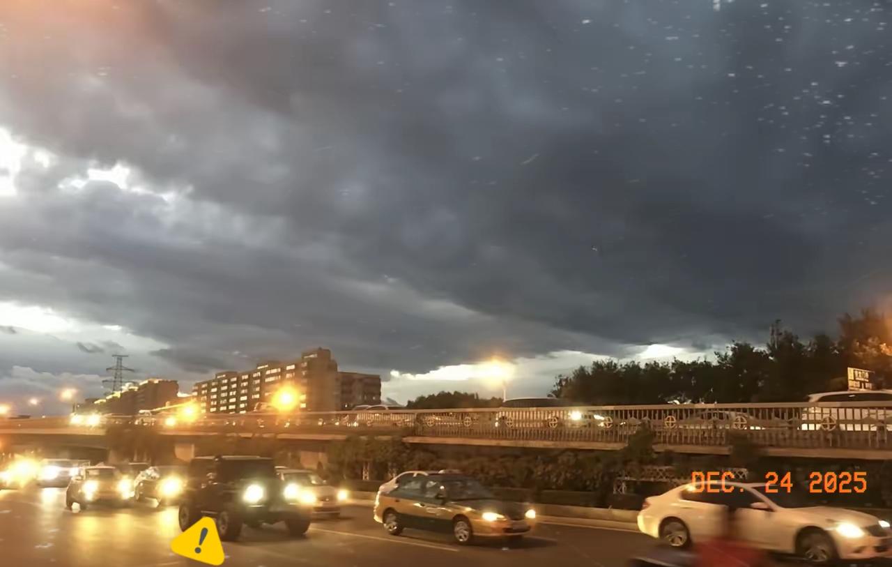 南博事件结局大猜想1:徐湖平因突发疾病，调查终止。家藏文物经鉴定全部为复制