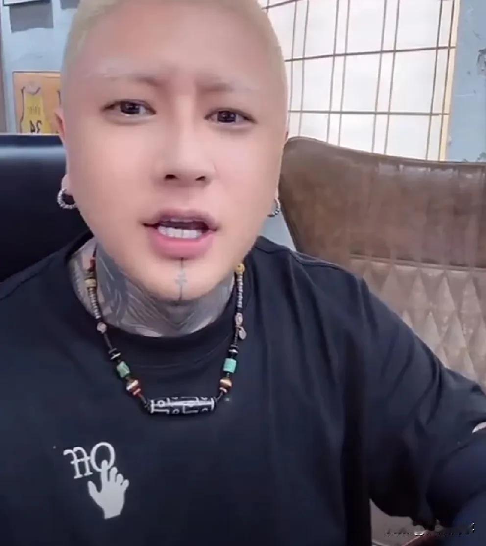 小胖说方丈以前赚的钱都招待哥们了！以前方丈狂傲的时候，张二嫂