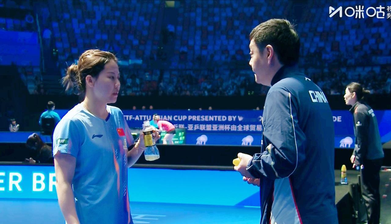 警惕！这次海口亚洲杯，裁判指导球员，怎么都被收声了？这样咱们国乒的秘密不