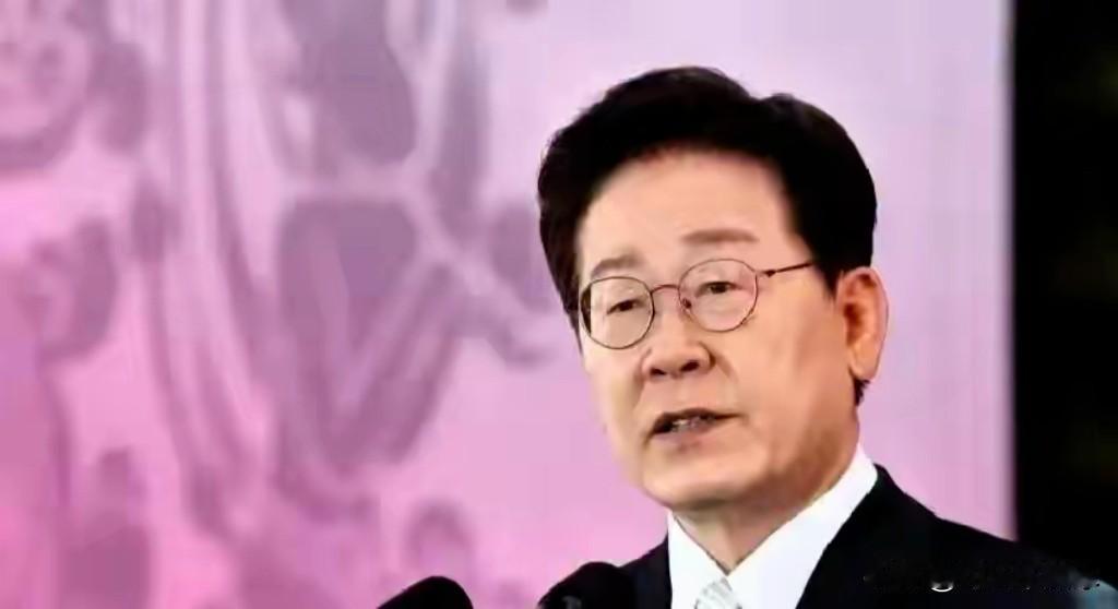 韩国李在明这两天办的事，确实让不少人刮目相看。山西长治煤矿那场意外，90个人