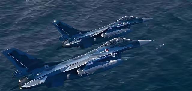 一位日本华人曾经说“讲实话，中日如果开战，中国是打不过日本的，日本武器领先中国