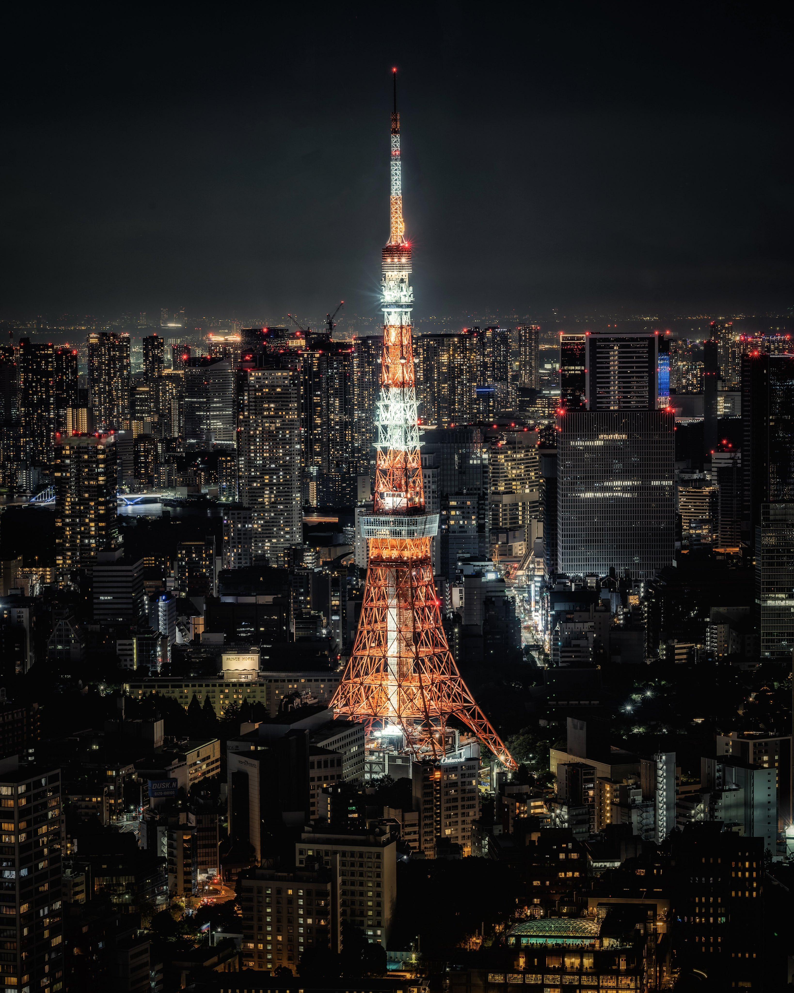 夜色下的东京塔​​​