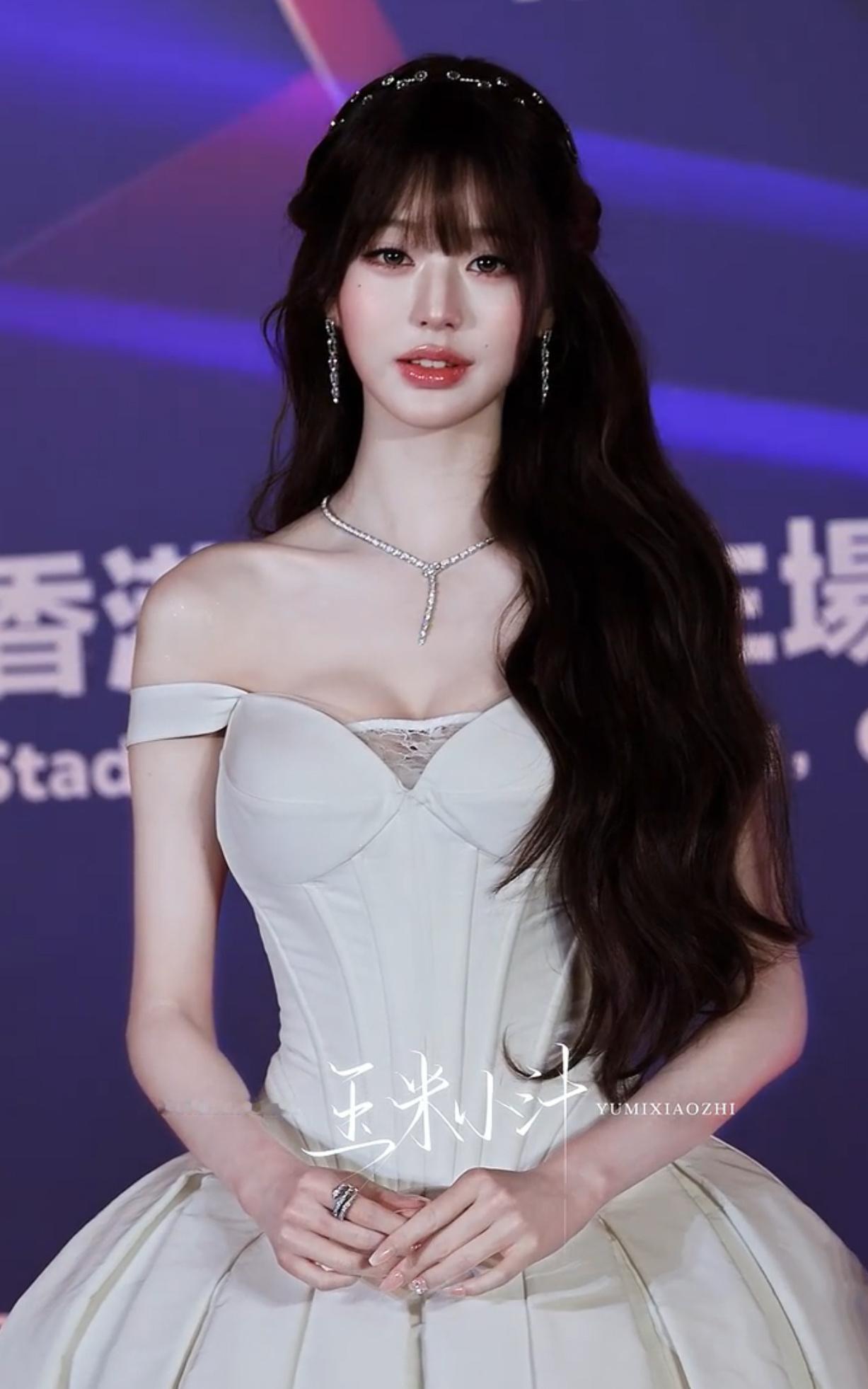 黑粉看见张元英长这么美又照照镜子都自卑死了吧