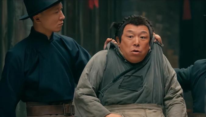 黄渤跟陈佩斯签的是5亿票房分账模式，黄渤这是仗义，不是在耍心机。在电影票房如此