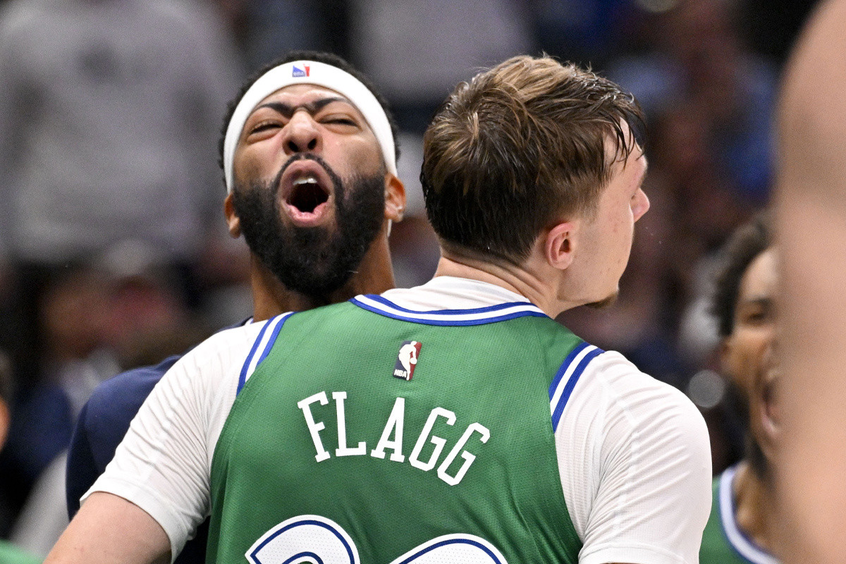 冲！安东尼戴维斯