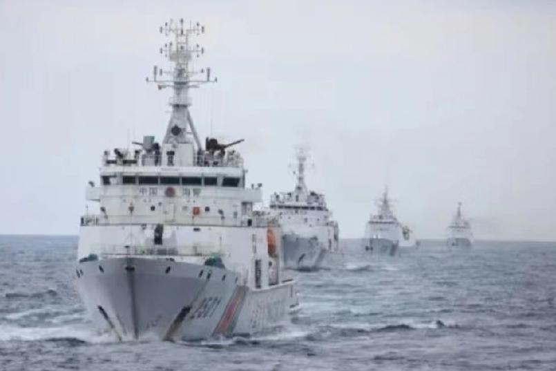 12月10日，日本共同社报道:“周三，中国海警2501舰艇编队在尖阁诸岛(钓鱼岛