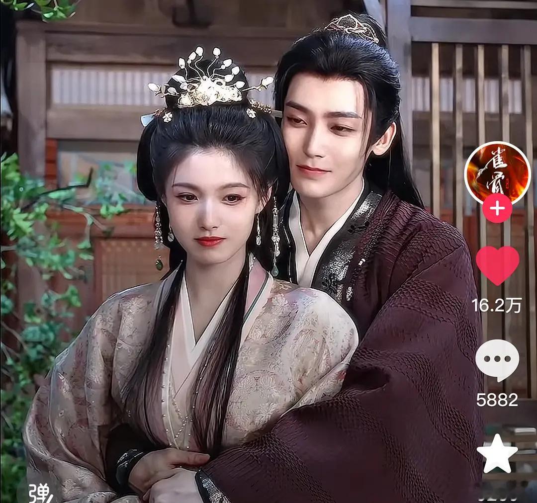 这个镜头为什么删了呀好可惜刷到的路透里面最期待的了，感情浓度UP！可惜！