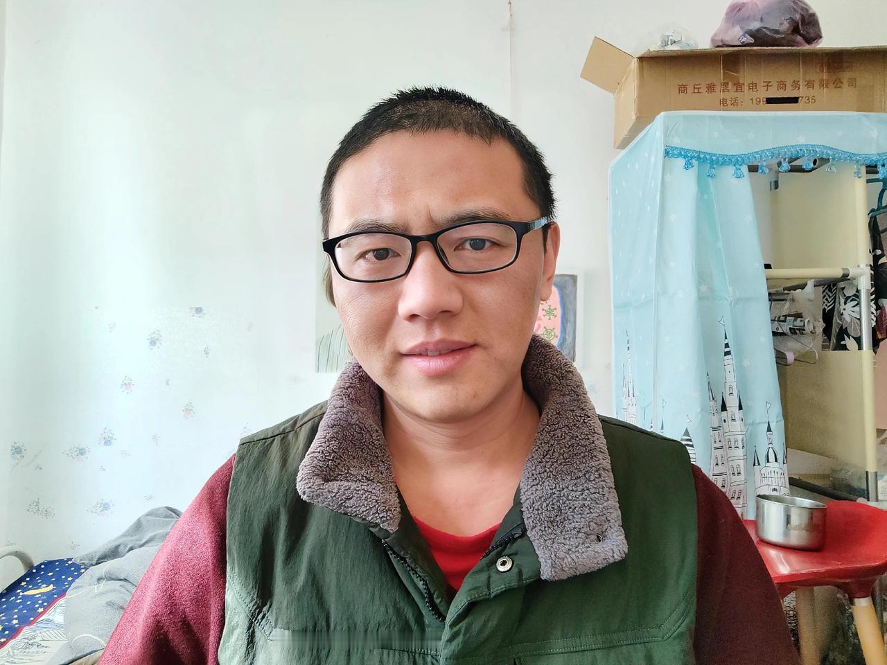 有人说我爸把他的房子过户给我弟弟了是因为我爸讨厌我故意不给我故意给弟弟的，还说我