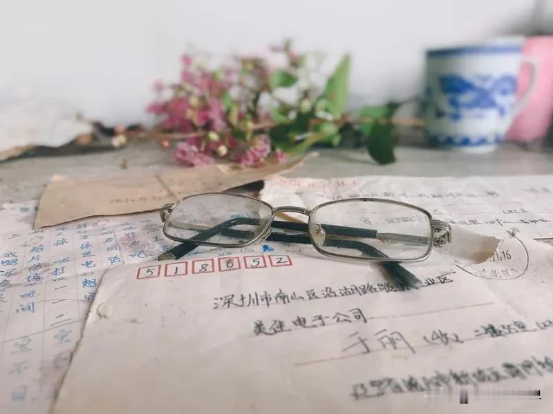 我的《给阿嬷的情书》观后感刚看完《给阿嬷的情书》，感触颇深。晓伟从小由阿嬷带大