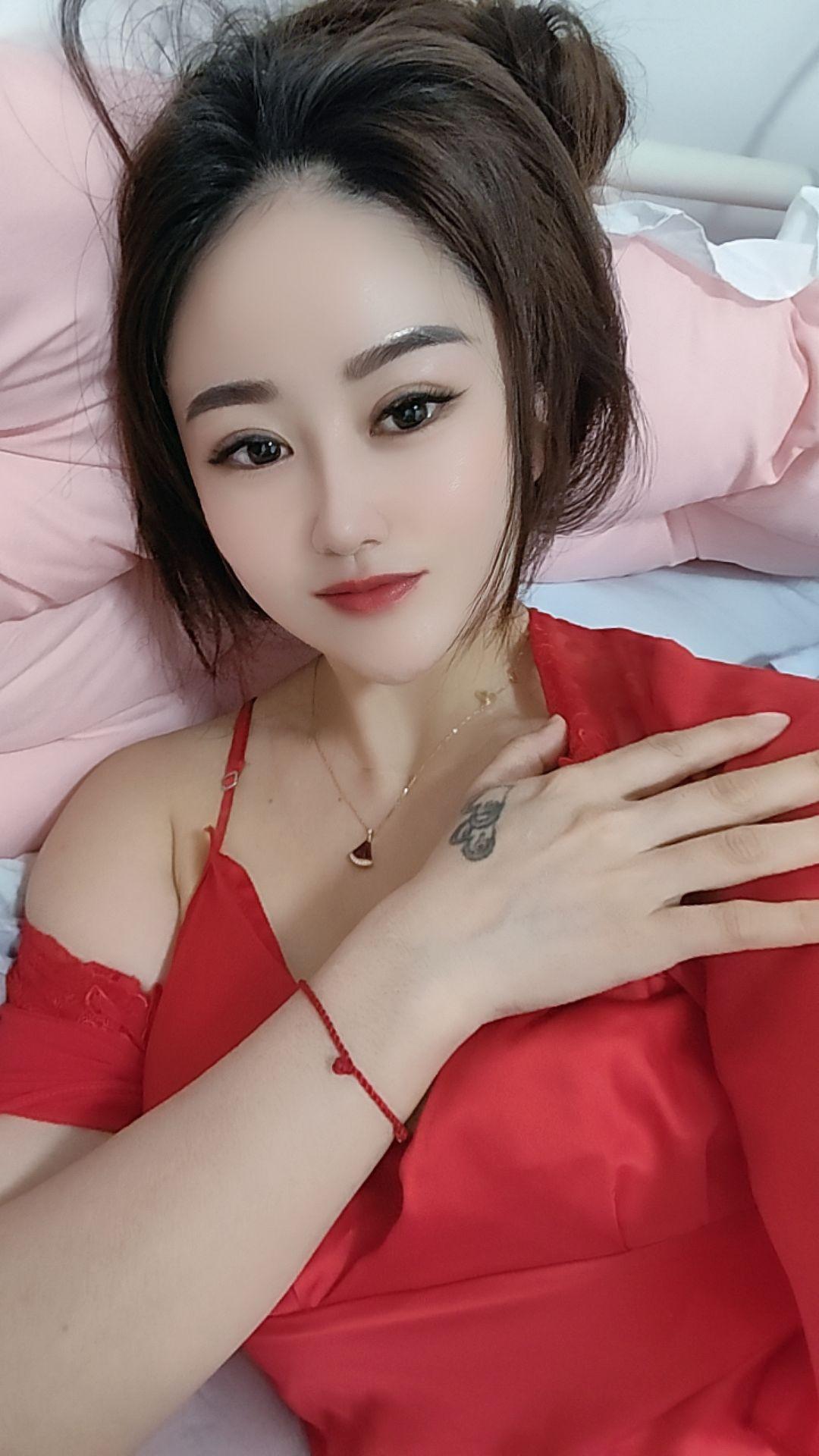 承诺这个东西，听的人记住了，说的人早忘了，疯子说给傻子听，说者无心，听...