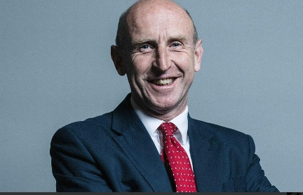英国防长扬言“协防台湾”，刚说完立刻找补：我就是那么一说正在澳大利亚访问的英国