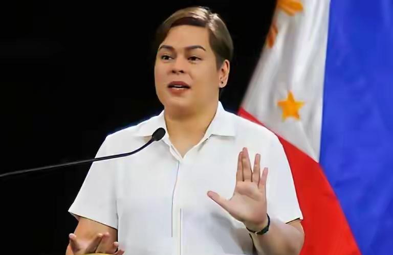 1、理性对华阵营受挫莎拉延续了杜特尔特家族务实友好的对华立场，是菲律宾政坛少数