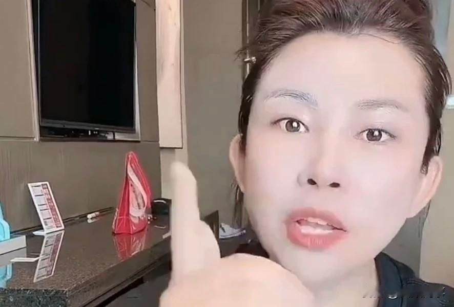 巴扎黑风评急转直下，粉丝不满他为女方洗白！巴扎黑