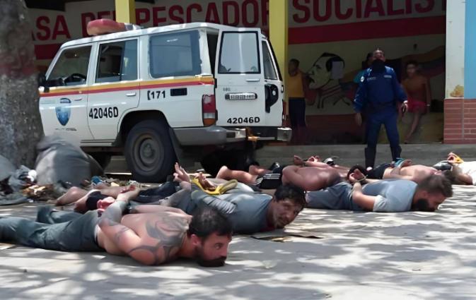 委内瑞拉确实是受到高人指点了，棋局由被动化为主动……委内瑞拉在短短48小时内，一