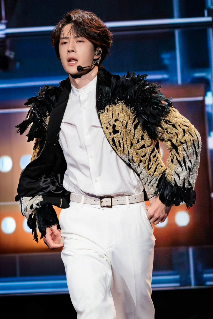 王一博《闪耀动起来》高清图王一博