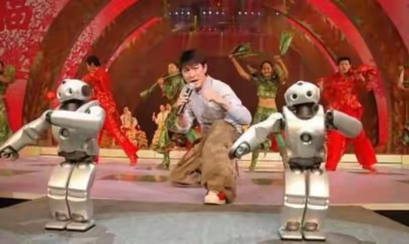 春晚宣布中国机器人成为世界第一，轮到美国弯道超车了。这个消息在2026年马年