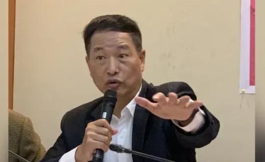台湾前空军副司令，退役中将张延廷近日说：有消息说，巴基斯坦这次一次购买中国40架
