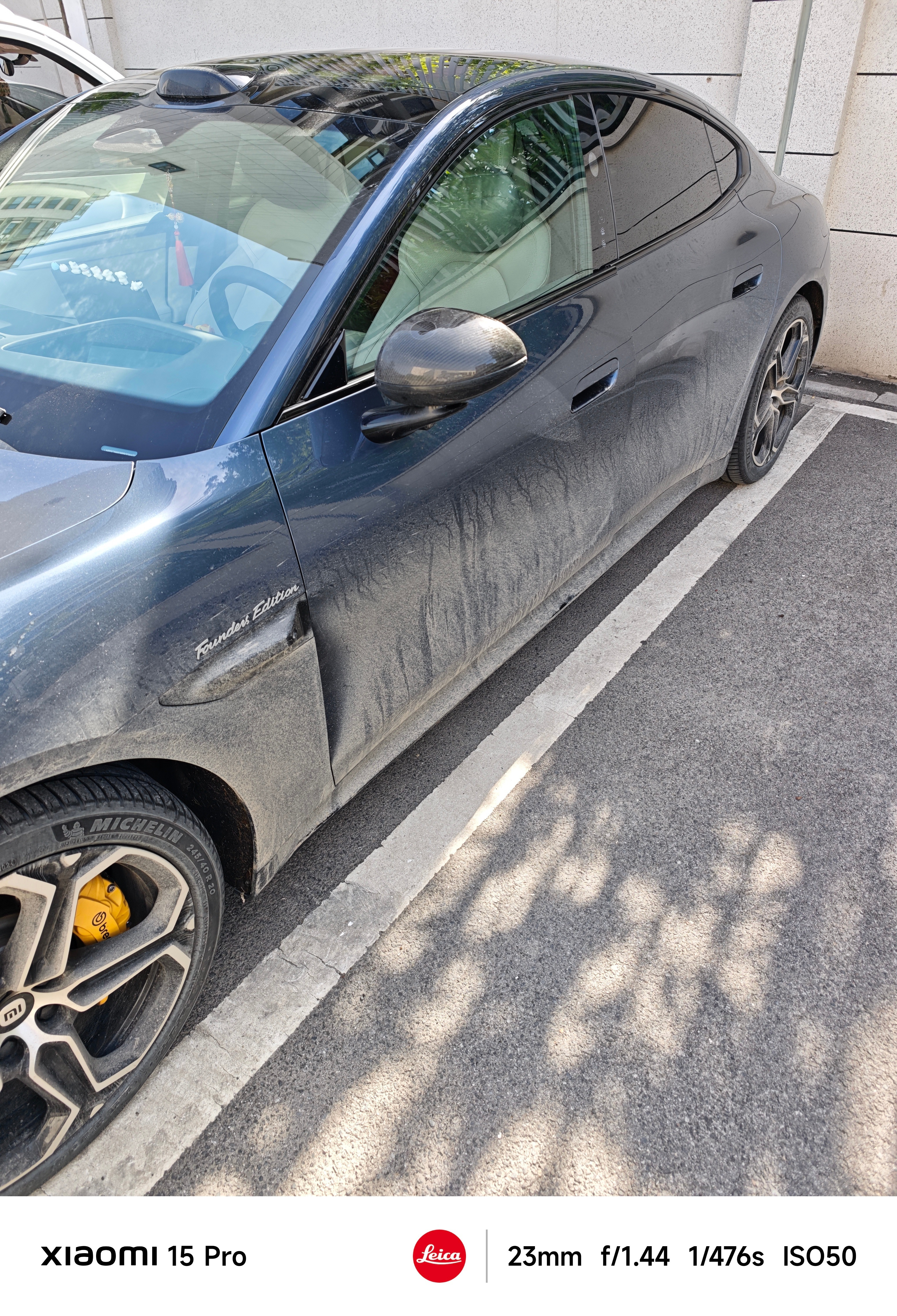 今天去洗车，老板说你前两天不是刚洗过吗？我说没错，我又来了我说前天来洗车，然