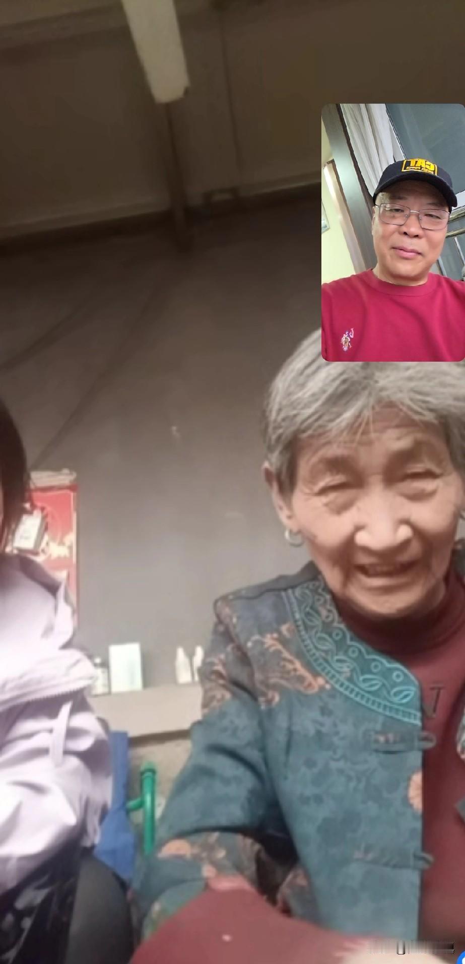 感动：婶子托别人要通我的视频，问问我今天的检查结果怎么样……下午五点，婶子托