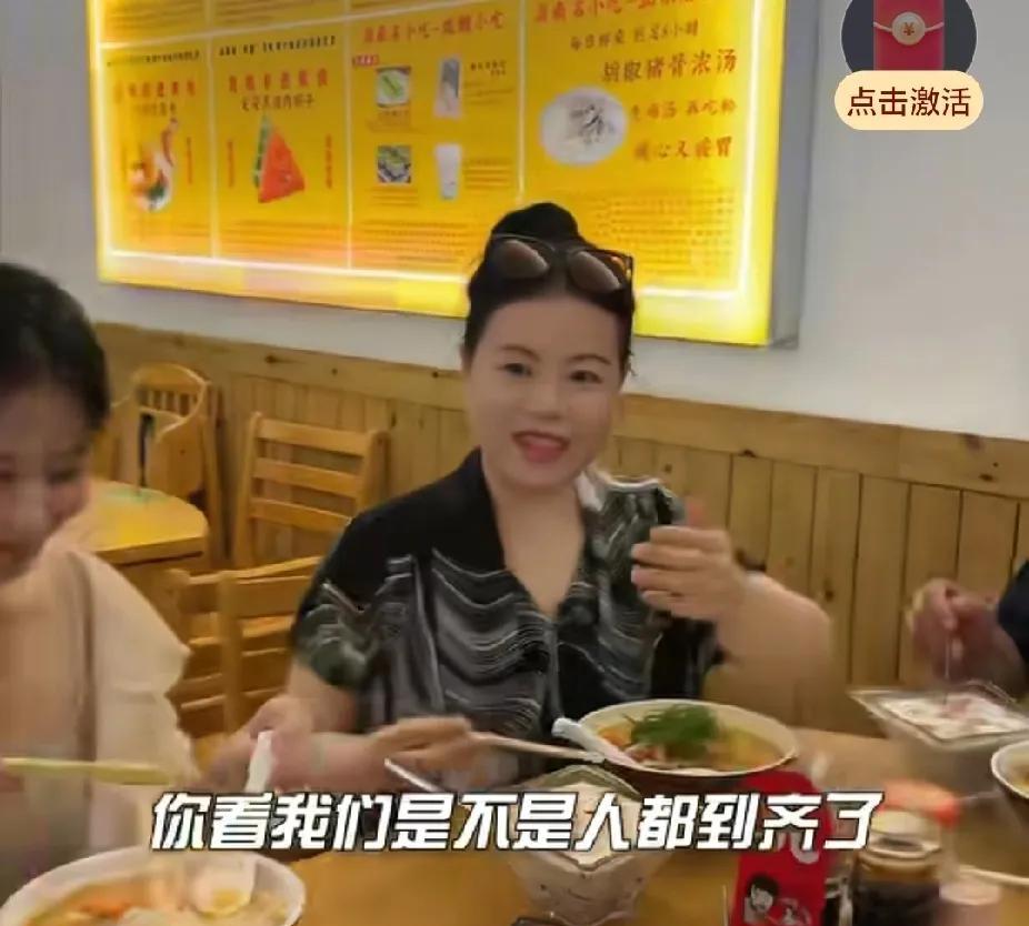 许妈姚爸携四宝到了美丽的海南，许妈的一段话非常有意义许妈作品里分享他们和四宝温