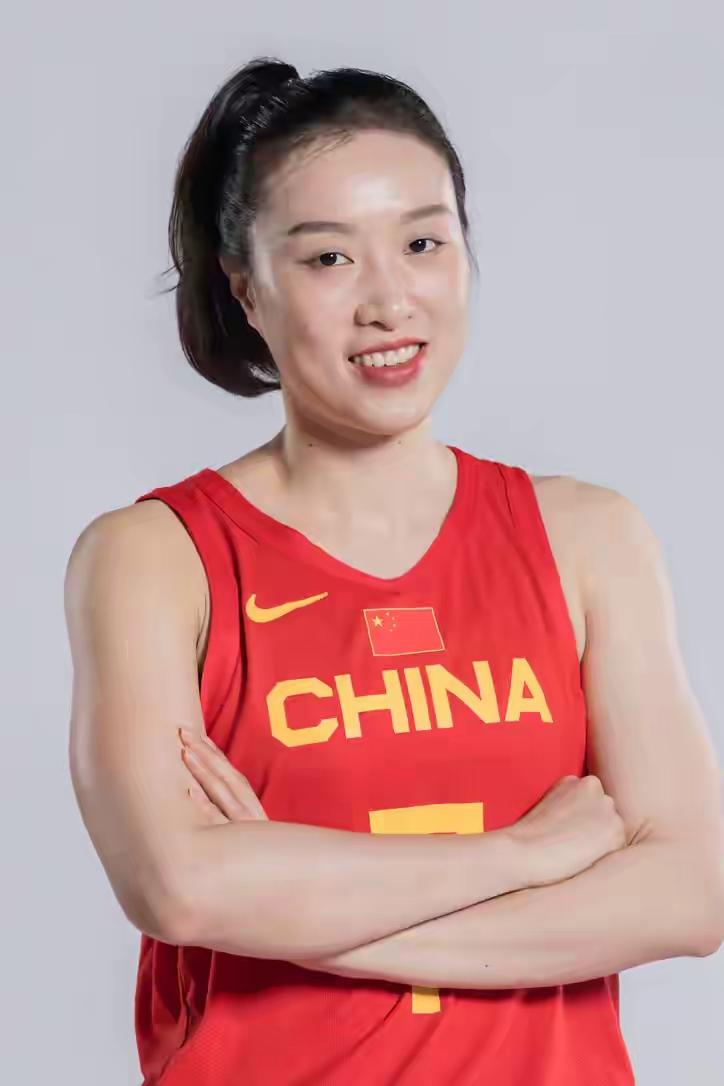 女篮世界杯｜邵婷评球：中国女篮从“适应”走向“掌控”2026女篮世界杯正在