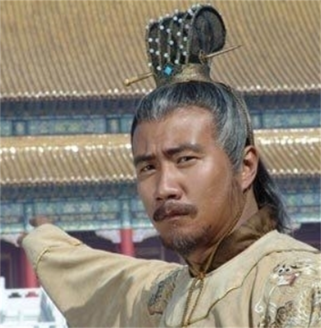1367年，朱元璋与养子朱英一同喝酒，席间，朱元璋问：“朱英，你到底是谁的孩子？