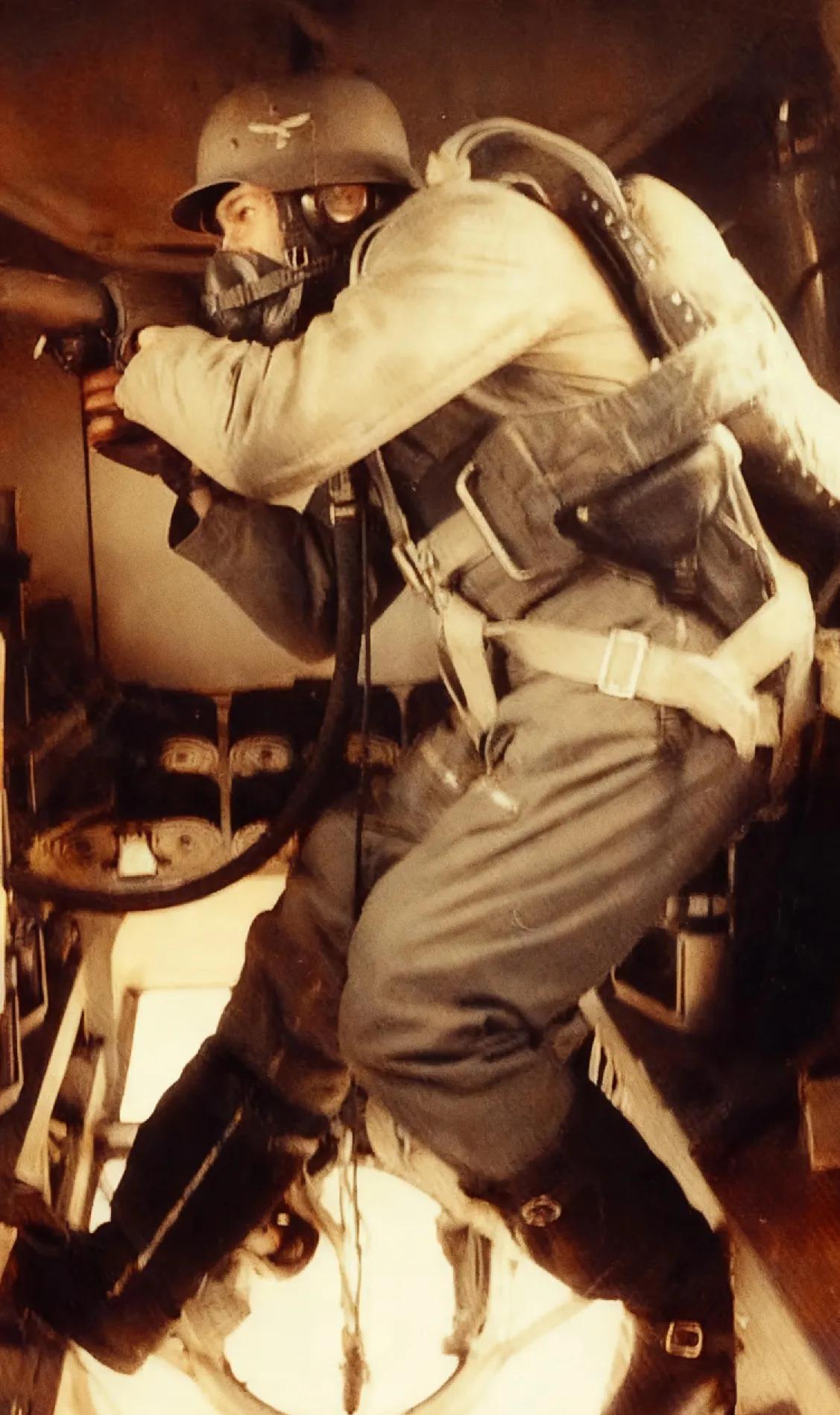 二战德军轰炸机空中射手