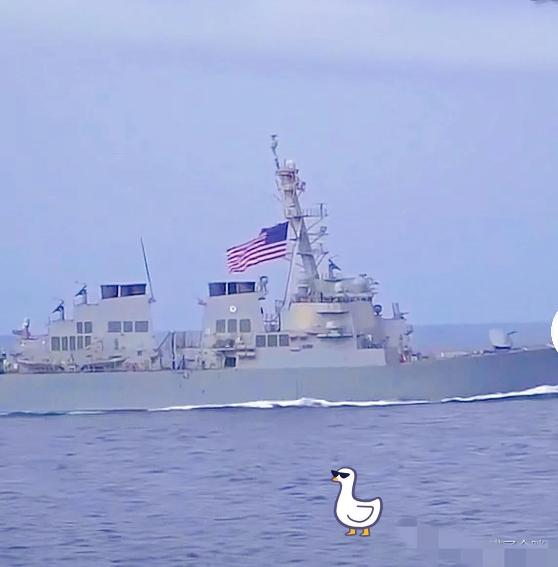 1月6日美舰闯台海？东风出鞘，航母待命，中国主权岂容挑衅。1月6日，