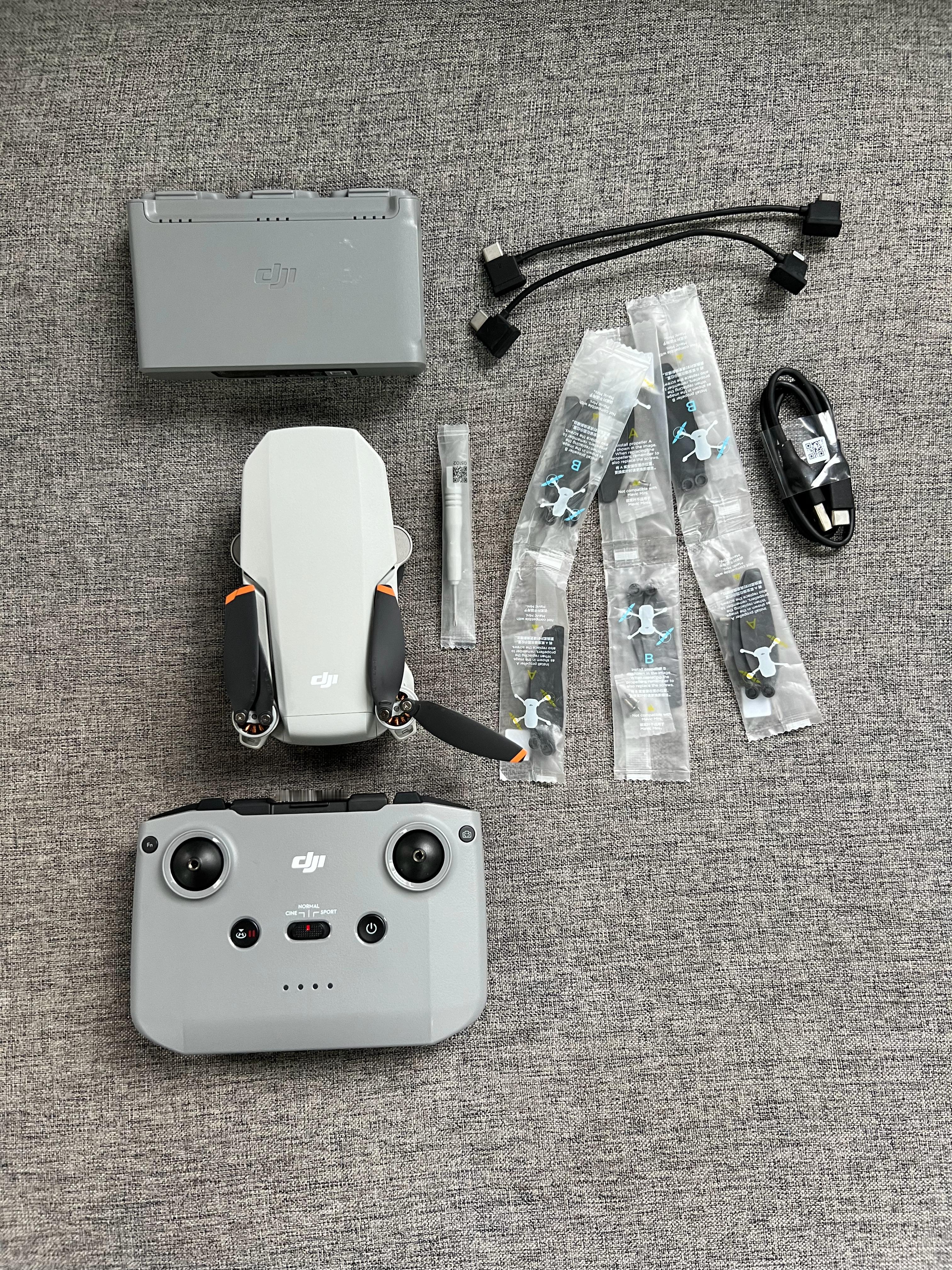 大疆Mini4K航拍无人机，畅飞套装（普通遥控器三电池），带发票，带一次