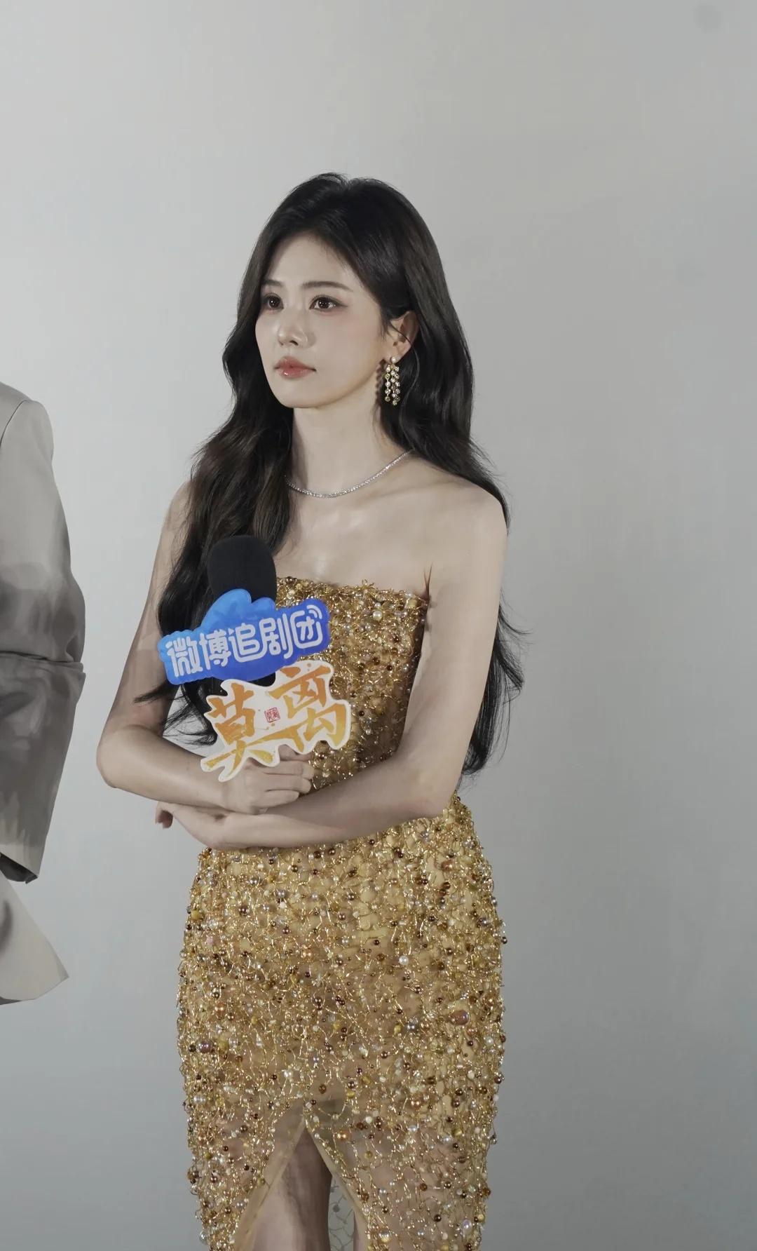 谁能拒绝这么美的白鹿又一次被白鹿美到了，生图真的太美了，完全就不用修！！白鹿