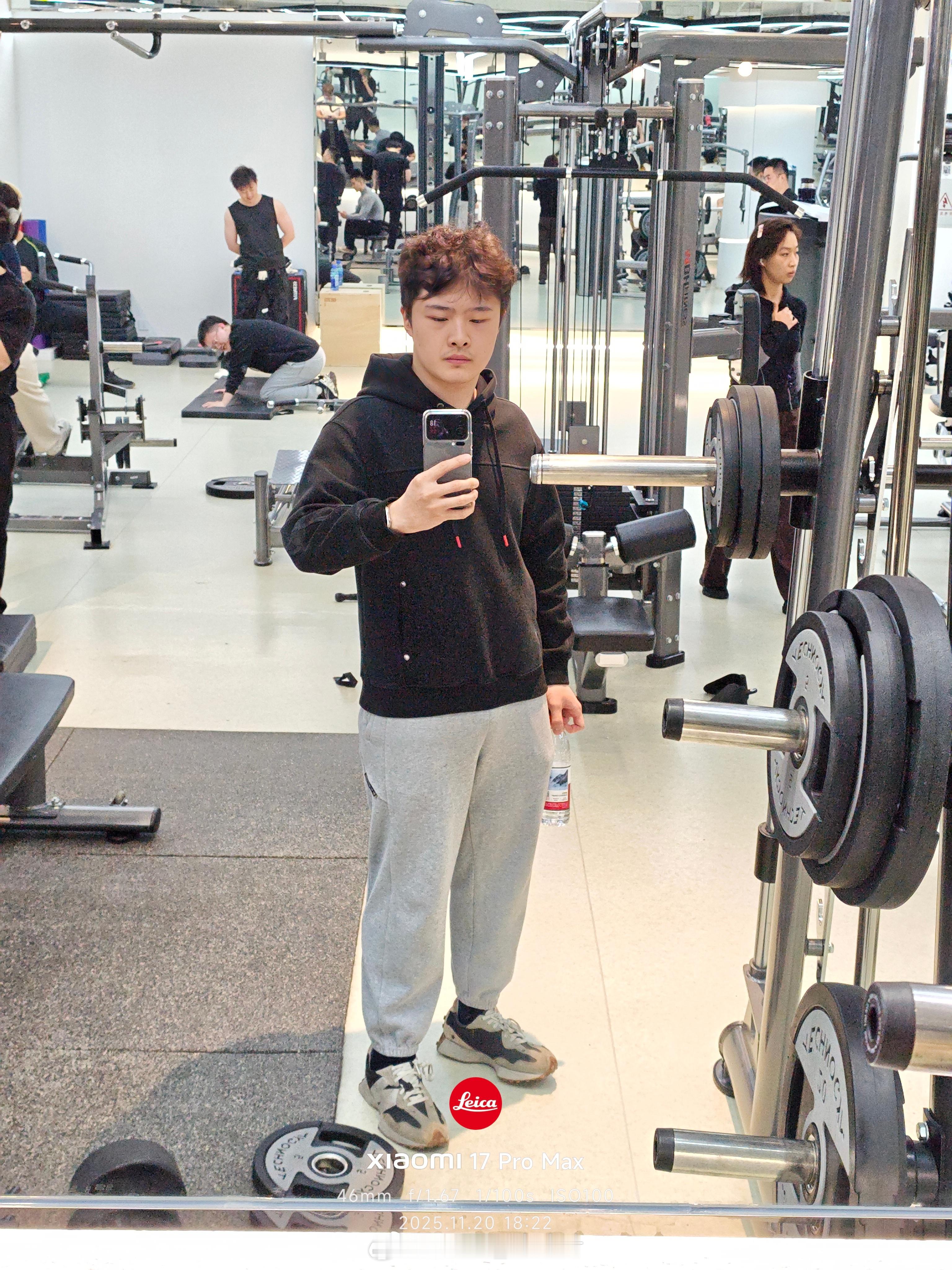 12天没练了，今天推胸+三头，还不错吧？