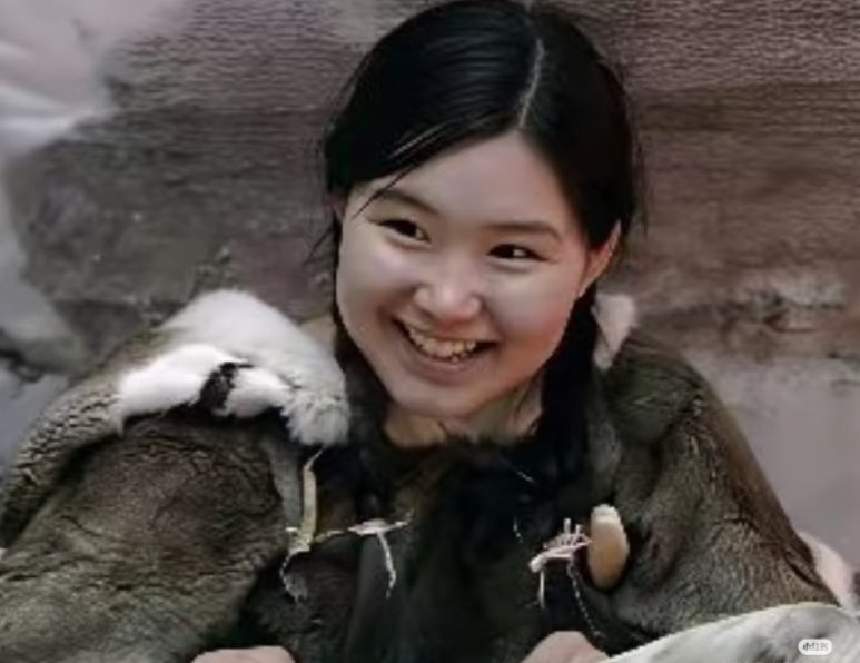 格陵兰岛上的因纽特人，长了一副中国人的面孔，这些因纽特人黑头发，黄皮肤黑眼睛，看