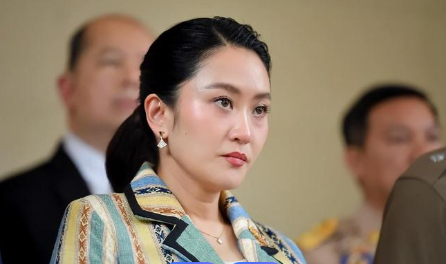 这就是天意，只能说洪森你活该！ 最近柬埔寨可真是"祸不单行"，泰国那边还没摆