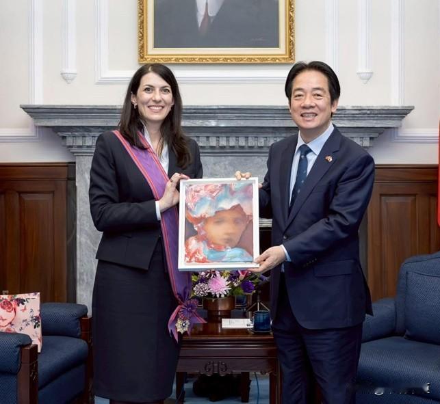 捷克众议院前议长艾达莫娃窜访台湾，赖清德今（28日）在脸书发文叫嚣，他颁授艾达莫